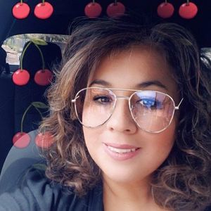 Meet your Posher, Yvonne